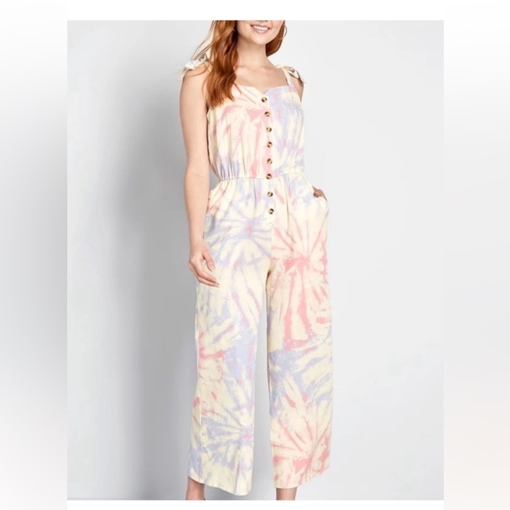 Fun linen-blend jumpsuit from ModCloth!